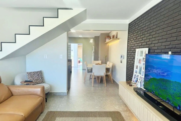 Sobrado à venda no Bairro do Parque São Domingos na Rua Luís Filgueira Souto,