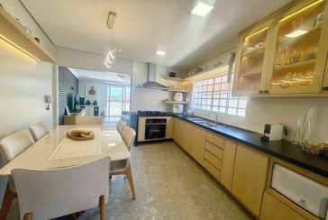 Sobrado à venda no Bairro do Parque São Domingos na Rua Luís Filgueira Souto,