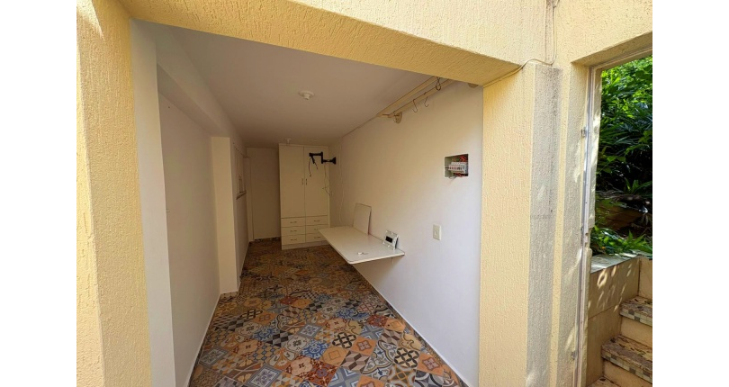  Sobrado à venda no Bairro do Jardim São Ricardo na Rua Emílio Vendrell,