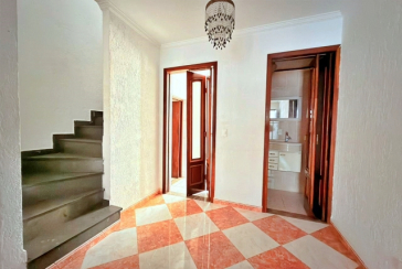  Sobrado à venda no Bairro do Conjunto Residencial Vista Verde na Rua Ricardo Abed