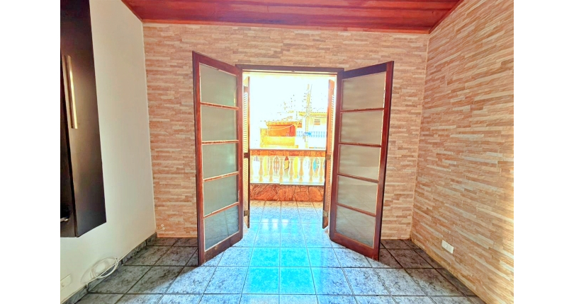  Sobrado à venda no Bairro do Conjunto Residencial Vista Verde na Rua Ricardo Abed