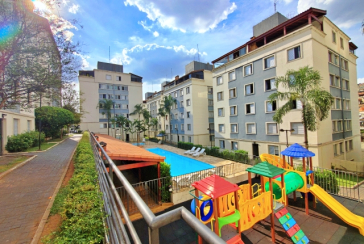 Apartamento Cobertura à venda no Bairro da Vila Regina na Rua Doutor Luís La Scala Júnior 174