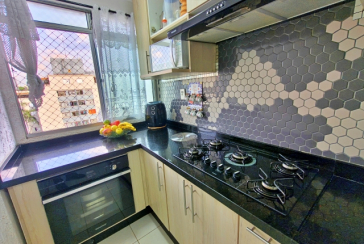 Apartamento Cobertura à venda no Bairro da Vila Regina na Rua Doutor Luís La Scala Júnior 174