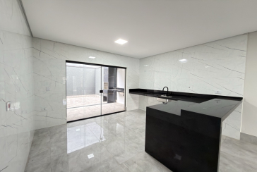 Sobrado novo com conceito aberto à venda no Bairro do Parque São Domingos na Avenida Joaquim de Magalhães 155