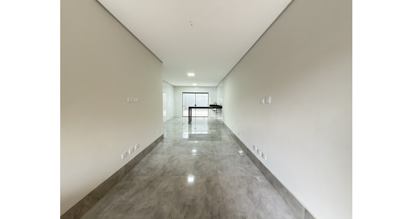 Sobrado novo com conceito aberto à venda no Bairro do Parque São Domingos na Avenida Joaquim de Magalhães 155