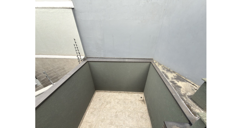 Sobrado novo com conceito aberto à venda no Bairro do Parque São Domingos na Avenida Joaquim de Magalhães 155