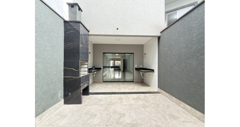 Sobrado novo com conceito aberto à venda no Bairro do Parque São Domingos na Avenida Joaquim de Magalhães 155