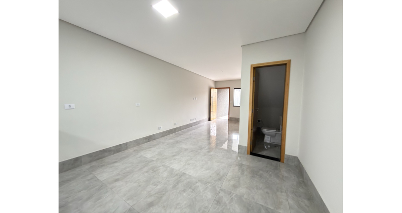 Sobrado novo com conceito aberto à venda no Bairro do Parque São Domingos na Avenida Joaquim de Magalhães 155