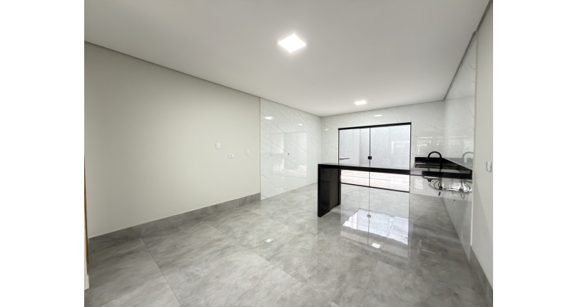 Sobrado novo com conceito aberto à venda no Bairro do Parque São Domingos na Avenida Joaquim de Magalhães 155