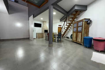 Casa assobradada à venda no Bairro da Vila Primavera na Rua Clara Parente