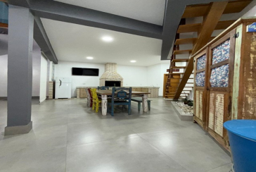 Casa assobradada à venda no Bairro da Vila Primavera na Rua Clara Parente