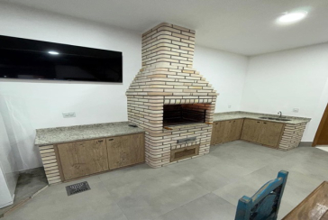 Casa assobradada à venda no Bairro da Vila Primavera na Rua Clara Parente