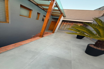 Casa assobradada à venda no Bairro da Vila Primavera na Rua Clara Parente