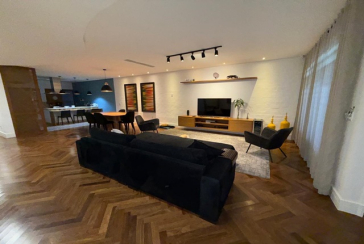 Casa assobradada à venda no Bairro da Vila Primavera na Rua Clara Parente