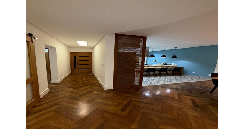 Casa assobradada à venda no Bairro da Vila Primavera na Rua Clara Parente