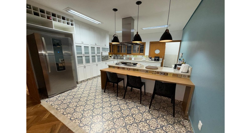 Casa assobradada à venda no Bairro da Vila Primavera na Rua Clara Parente