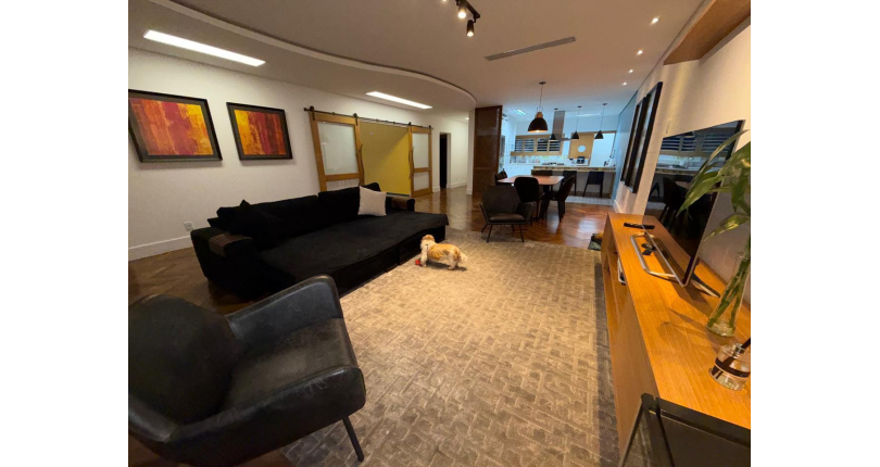 Casa assobradada à venda no Bairro da Vila Primavera na Rua Clara Parente