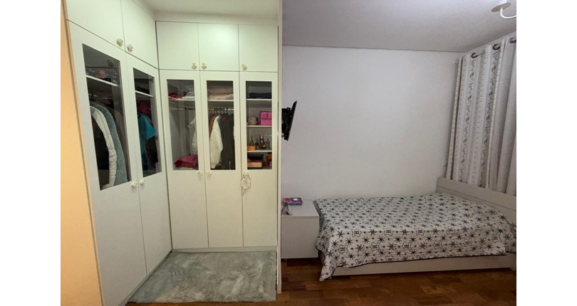 Casa assobradada à venda no Bairro da Vila Primavera na Rua Clara Parente