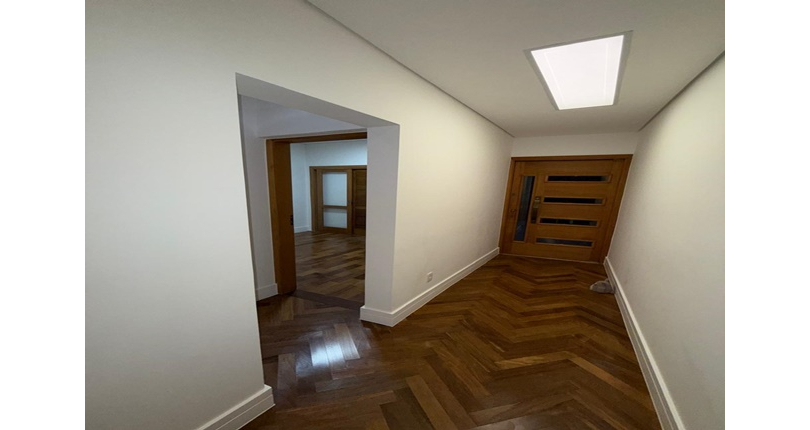 Casa assobradada à venda no Bairro da Vila Primavera na Rua Clara Parente