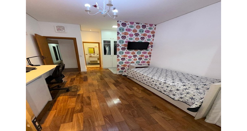 Casa assobradada à venda no Bairro da Vila Primavera na Rua Clara Parente