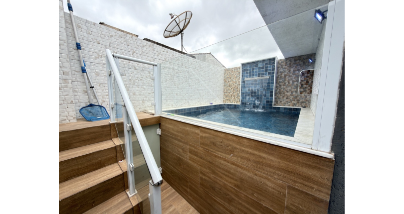 Sobrado à venda no Bairro do Jardim Santo Elias na Rua Fábio de Almeida Magalhães