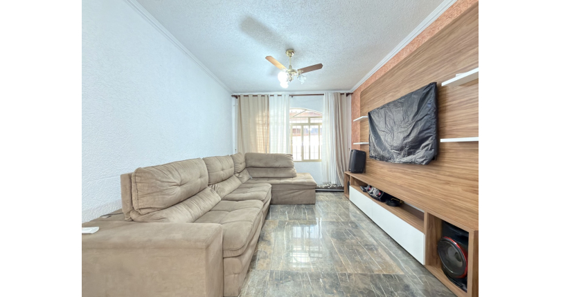 Sobrado à venda no Bairro do Jardim Santo Elias na Rua Fábio de Almeida Magalhães