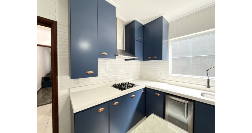 Sobrado à venda no Bairro do Jardim Santo Elias na Rua Fábio de Almeida Magalhães