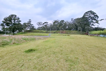Terreno à venda no Bairro do Jardim Regina na Rua Canela Guaicá