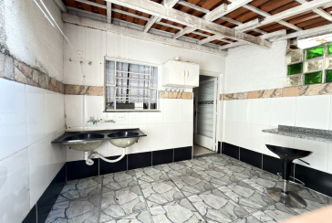  Lindo Sobrado à venda no Bairro do Jaraguá na Rua Professor Nobil Marcacini 39