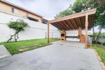  Lindo Sobrado à venda no Bairro do Jaraguá na Rua Professor Nobil Marcacini 39