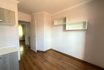  Lindo Sobrado à venda no Bairro do Jaraguá na Rua Professor Nobil Marcacini 39