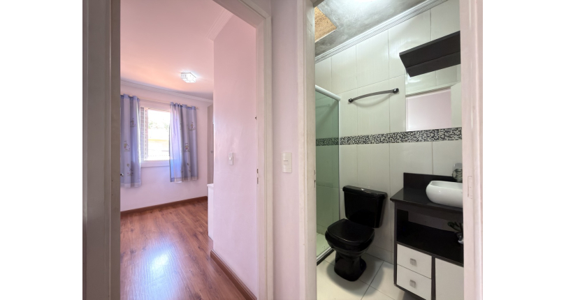  Lindo Sobrado à venda no Bairro do Jaraguá na Rua Professor Nobil Marcacini 39