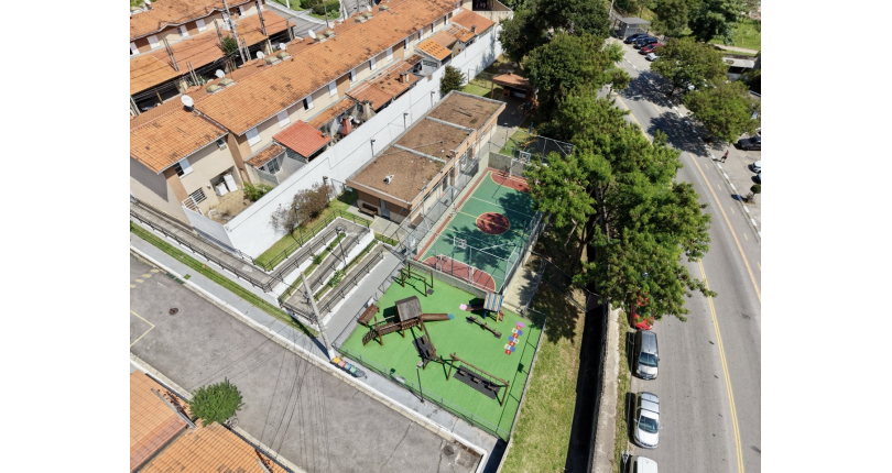  Lindo Sobrado à venda no Bairro do Jaraguá na Rua Professor Nobil Marcacini 39