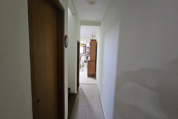 Sobrado à venda no Bairro do Jardim Mutinga na Rua Belo Jardim,