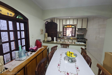 Sobrado à venda no Bairro do Jardim Mutinga na Rua Belo Jardim,