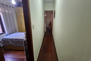 Sobrado à venda no Bairro do Jardim Mutinga na Rua Belo Jardim,