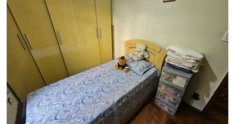 Sobrado à venda no Bairro do Jardim Mutinga na Rua Belo Jardim,