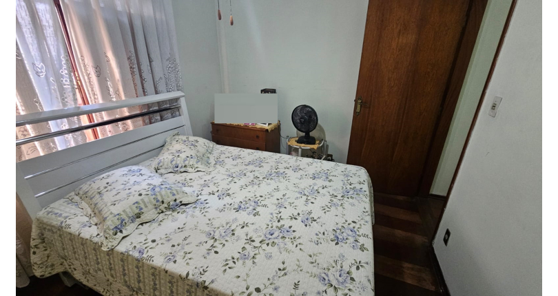 Sobrado à venda no Bairro do Jardim Mutinga na Rua Belo Jardim,