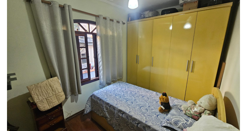 Sobrado à venda no Bairro do Jardim Mutinga na Rua Belo Jardim,