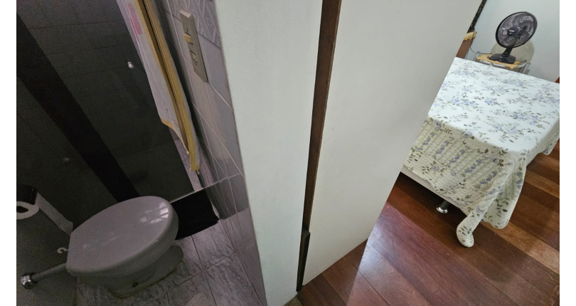 Sobrado à venda no Bairro do Jardim Mutinga na Rua Belo Jardim,