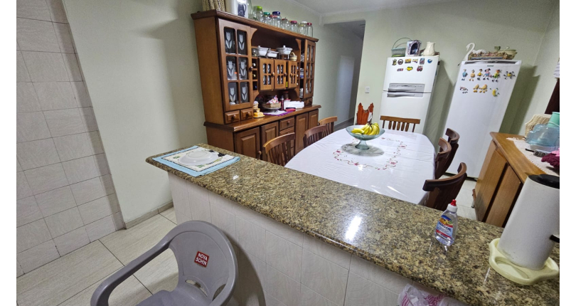 Sobrado à venda no Bairro do Jardim Mutinga na Rua Belo Jardim,