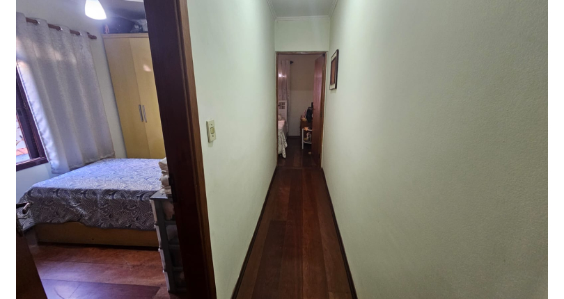 Sobrado à venda no Bairro do Jardim Mutinga na Rua Belo Jardim,