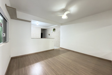 Casa Térrea à venda no Bairro da Vila Palmeiras na Rua Tacoativa,