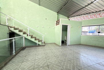 Casa Térrea à venda no Bairro da Vila Palmeiras na Rua Tacoativa,