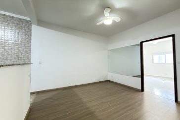 Casa Térrea à venda no Bairro da Vila Palmeiras na Rua Tacoativa,