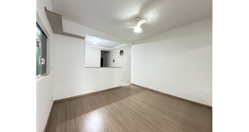 Casa Térrea à venda no Bairro da Vila Palmeiras na Rua Tacoativa,