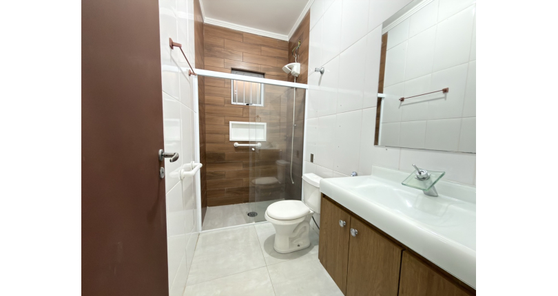 Casa Térrea à venda no Bairro da Vila Palmeiras na Rua Tacoativa,