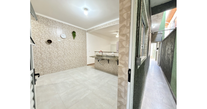 Casa Térrea à venda no Bairro da Vila Palmeiras na Rua Tacoativa,