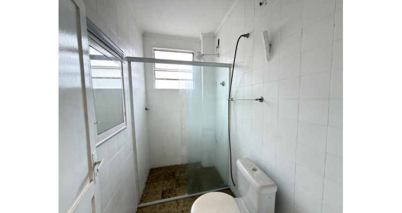 Casa à venda no Bairro da Vila Anglo Brasileira na Rua Félix Della Rosa,