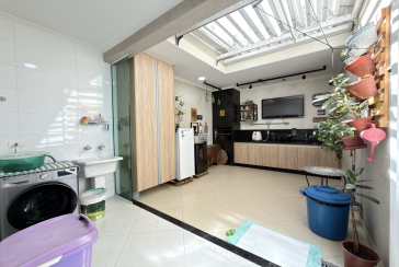 Sobrado Semi-Novo à venda no Parque São Domingos na Rua Homero Sales,